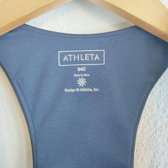 Athleta Racerback Built-In Bra Tank Top Sz 34C Athletic Exercise - Picture 2 of 8